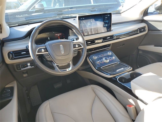 2022 Lincoln Nautilus Standard