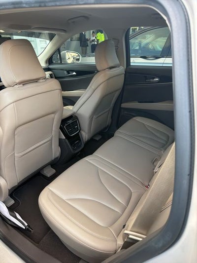 2022 Lincoln Nautilus Standard