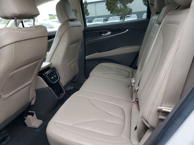 2022 Lincoln Nautilus Standard