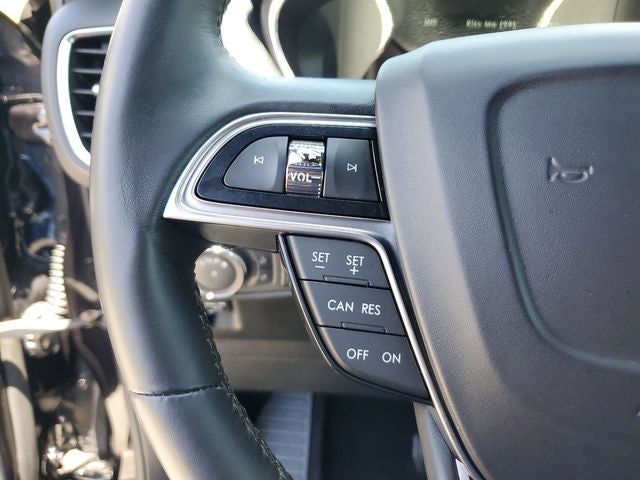 2019 Lincoln Nautilus Select