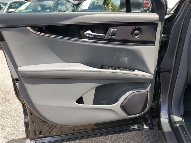 2021 Lincoln Nautilus Reserve