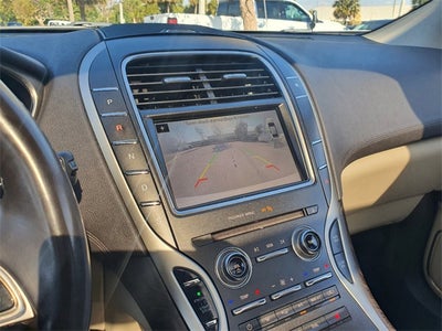 2019 Lincoln Nautilus Select