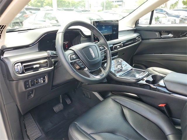 2023 Lincoln Nautilus Standard