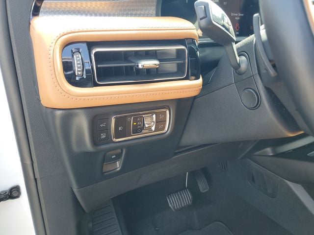 2023 Lincoln Nautilus Black Label