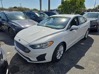2020 Ford Fusion SE