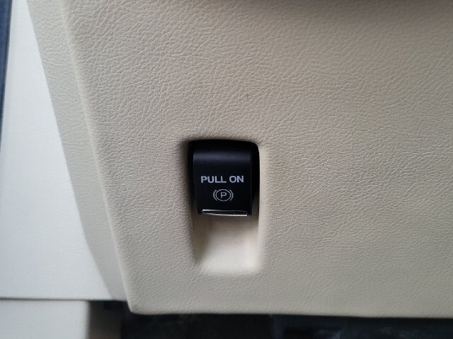 2014 Lincoln MKZ Base