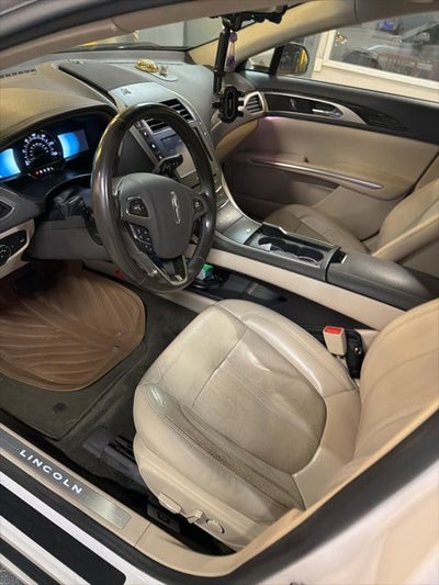 2016 Lincoln MKZ Hybrid Base