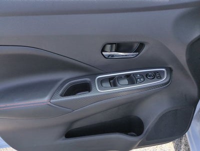 2023 Nissan Versa 1.6 SR