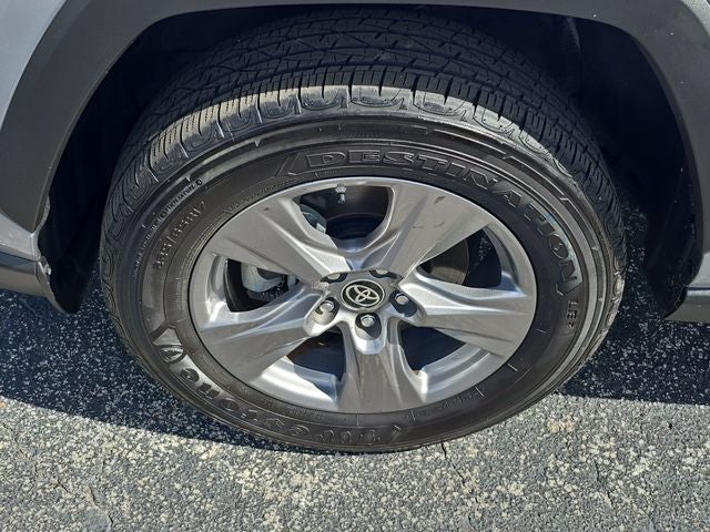 2024 Toyota RAV4 Hybrid LE