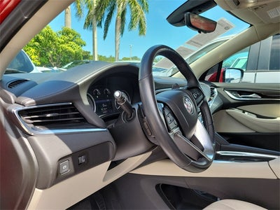 2022 Buick Enclave Essence