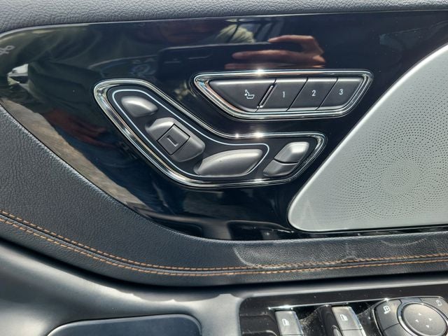 2025 Lincoln Aviator Black Label