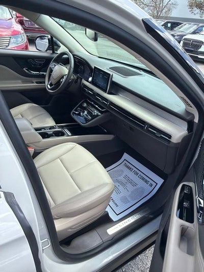 2022 Lincoln Corsair Standard