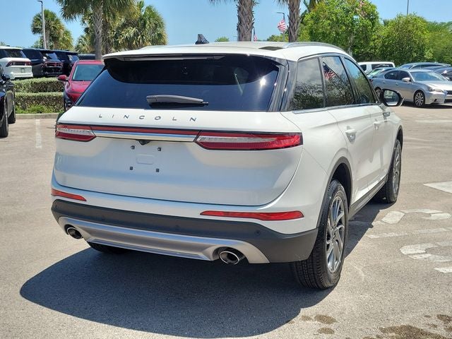 2022 Lincoln Corsair Standard