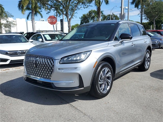 2023 Lincoln Corsair Standard