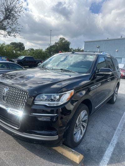 2023 Lincoln Navigator Standard