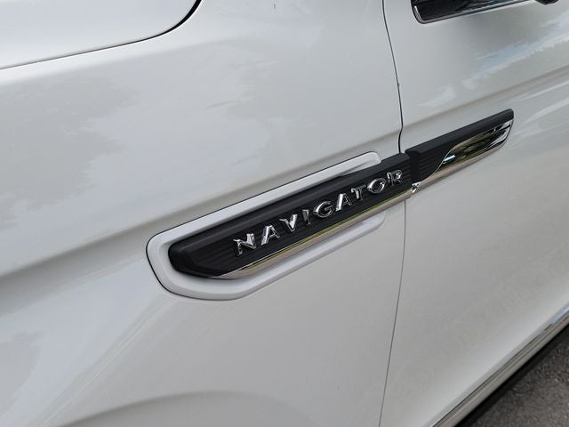 2024 Lincoln Navigator Premiere