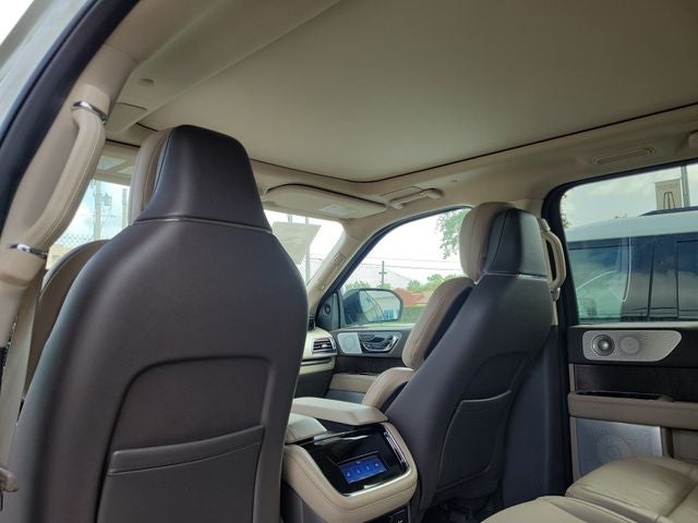 2022 Lincoln Navigator L Reserve