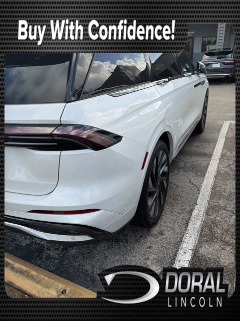 2024 Lincoln Nautilus Black Label