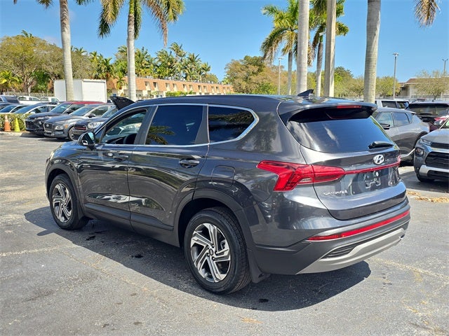 2021 Hyundai Santa Fe SE