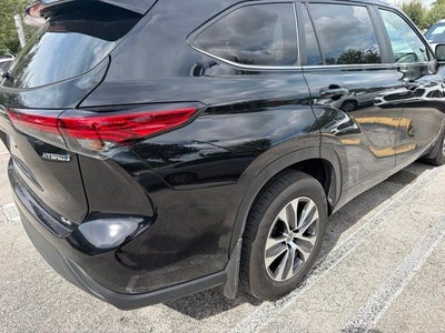 2023 Toyota Highlander Hybrid XLE