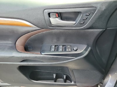 2017 Toyota Highlander Limited Platinum