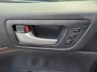 2017 Toyota Highlander Limited Platinum