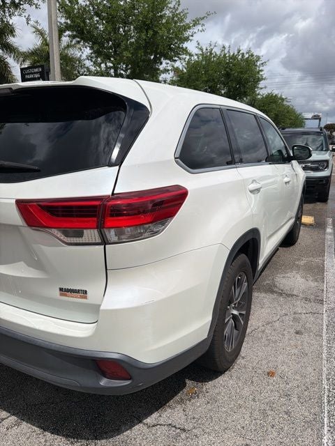 2019 Toyota Highlander LE