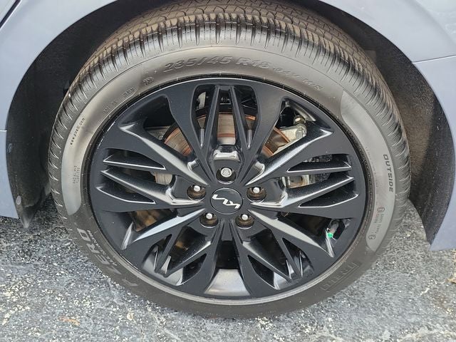 2023 Kia K5 LXS