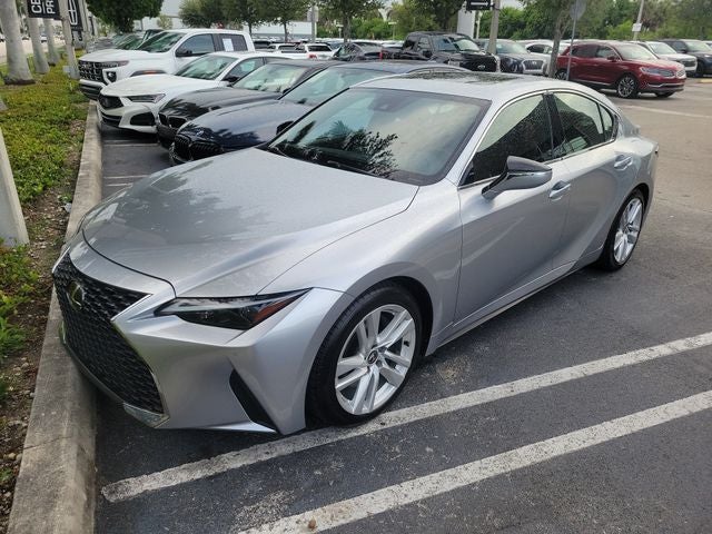 2025 Lexus IS 300