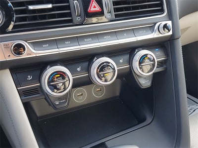 2023 Genesis G70 2.0T