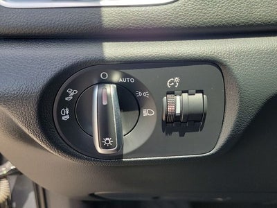 2016 Audi Q3 2.0T Premium Plus FrontTrak