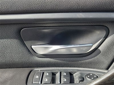 2017 BMW 3 Series 320i