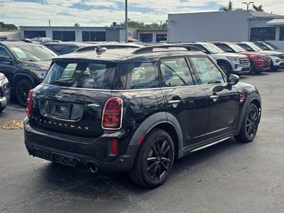 2022 MINI John Cooper Works Countryman Base