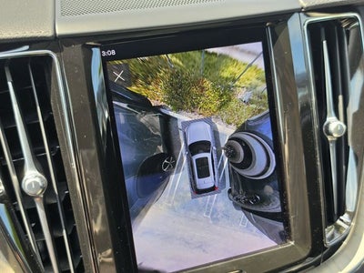 2022 Volvo XC60 B6 Inscription