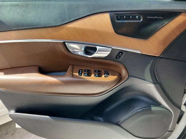 2019 Volvo XC90 T6 Inscription