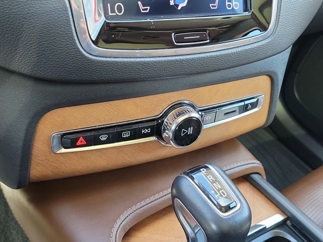 2019 Volvo XC90 T6 Inscription