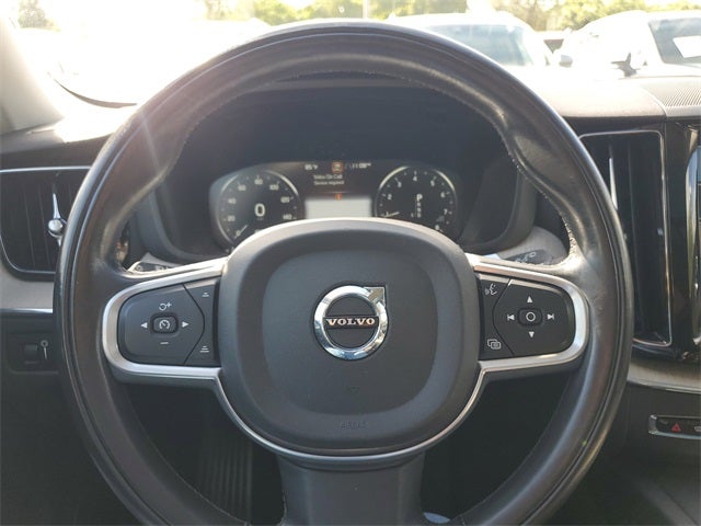 2018 Volvo XC60 T6 Momentum