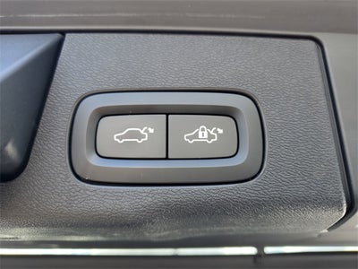 2018 Volvo XC60 T6 Momentum