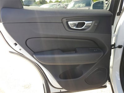 2018 Volvo XC60 T6 Momentum