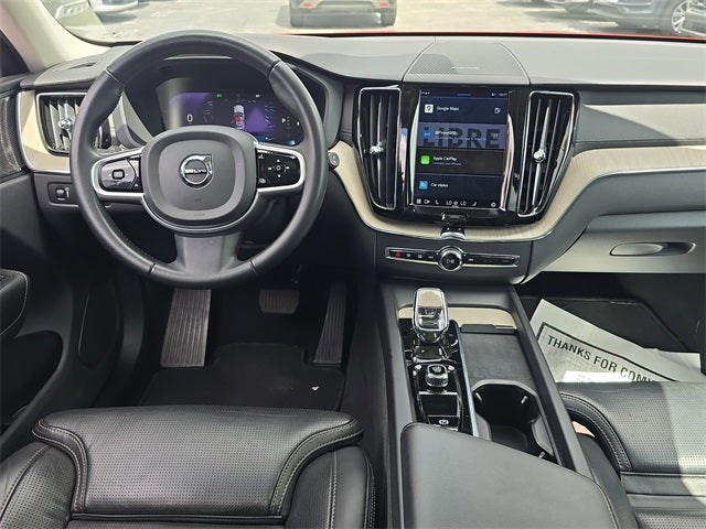 2022 Volvo XC60 B5 Inscription