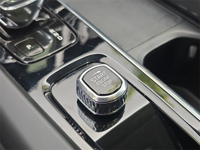 2022 Volvo XC60 B5 Inscription