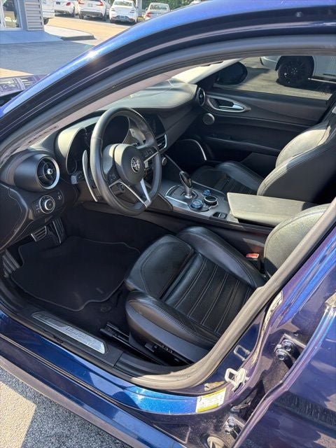 2017 Alfa Romeo Giulia Ti
