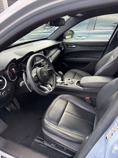 2023 Alfa Romeo Stelvio Sprint